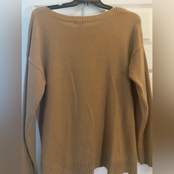 Women’s fall sweater/soft, comfortable and cozy. - Picture 2 of 7